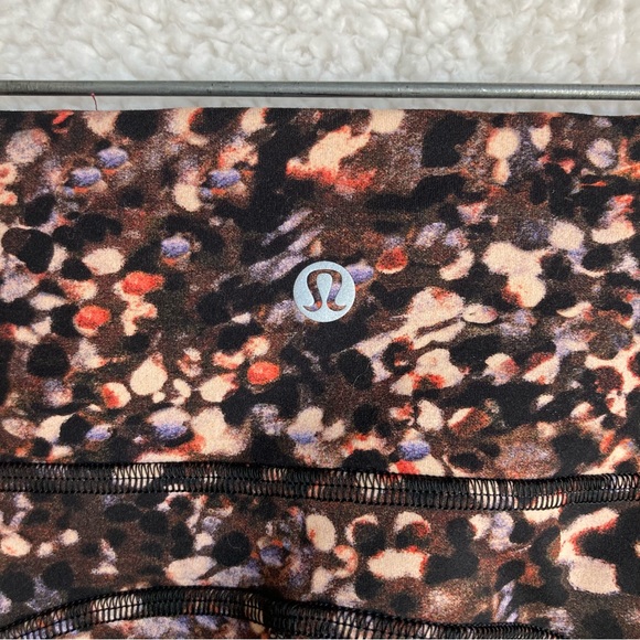 Lululemon Women's Invigorate workout pants yoga pants, Sz 2 - Picture 16 of 17